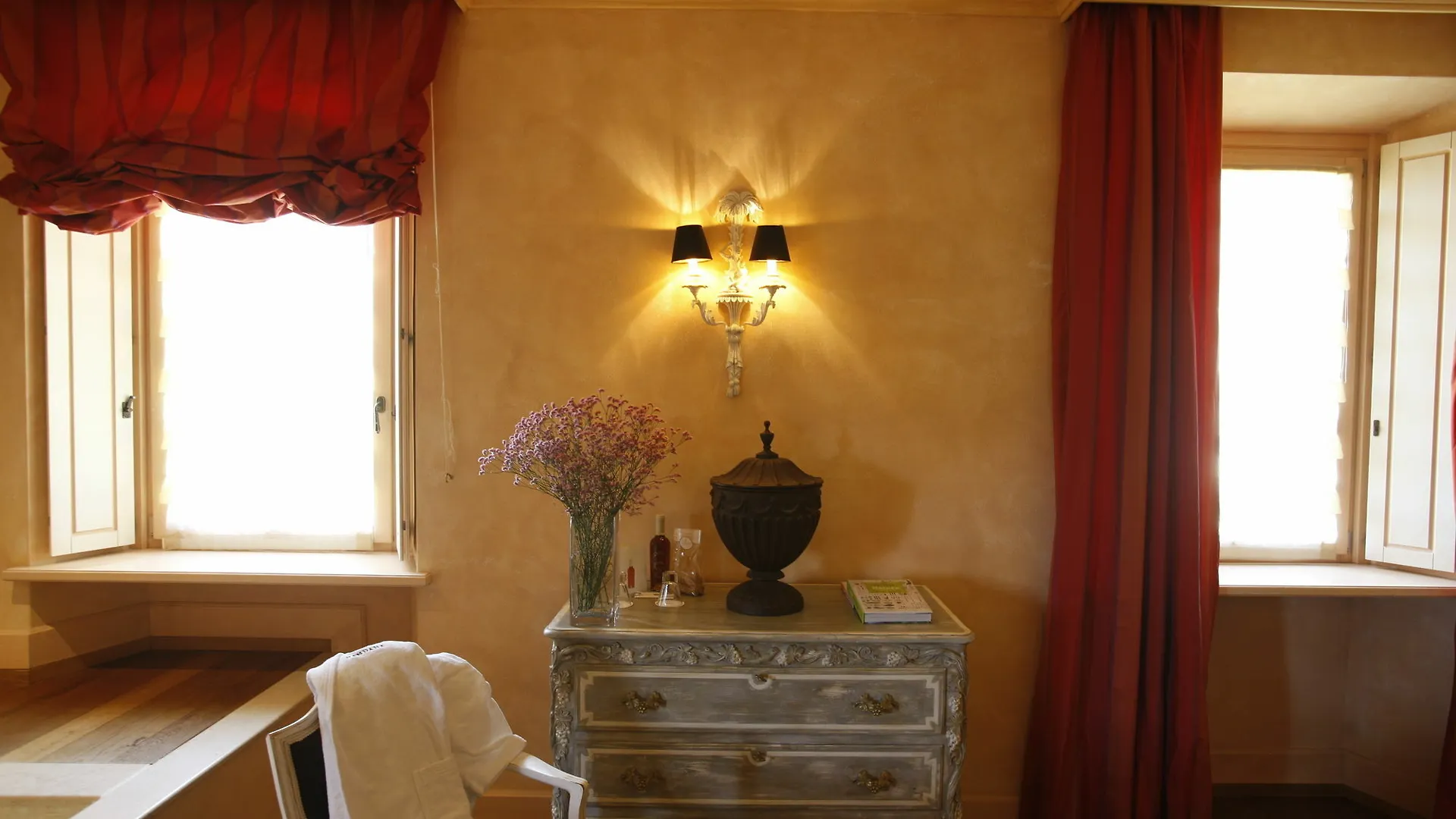 L'Andana Tenuta La Badiola Кастильоне-делла-Пеская 5*,  Италия