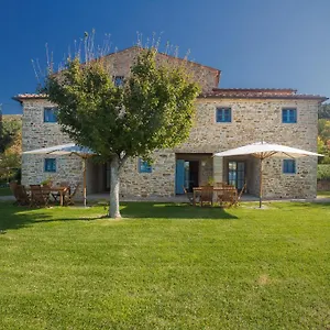Farm stay Odina